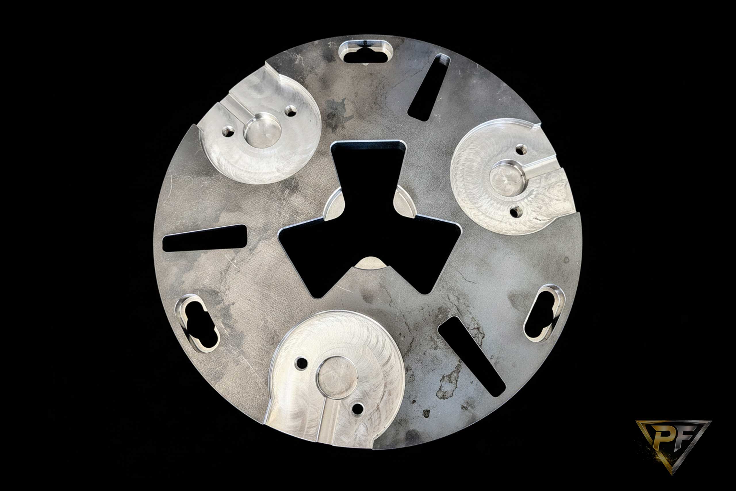 STEEL Précifab | Acier